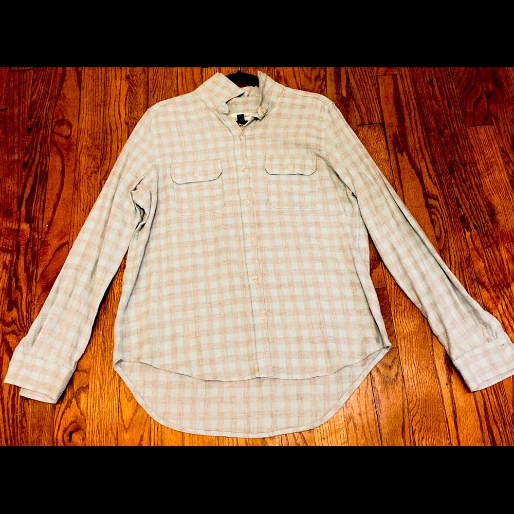 NWT Universal Thread button down long sleeve shirt